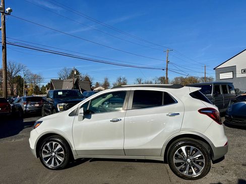 Used 2019 Buick Encore Essence w/ Safety Package II image 2
