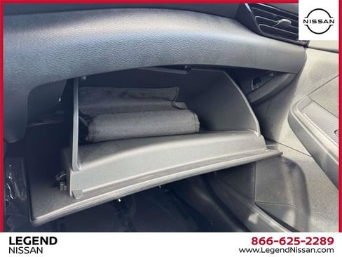 Certified 2024 Nissan Sentra SV image 31