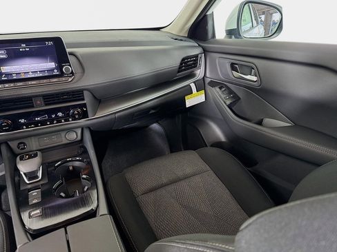 New 2026 Nissan Rogue SV image 23