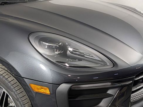 New 2026 Porsche Macan image 14