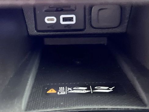 Certified 2023 Chevrolet Bolt EUV Premier w/ Sun & Sound Package FWD image 34