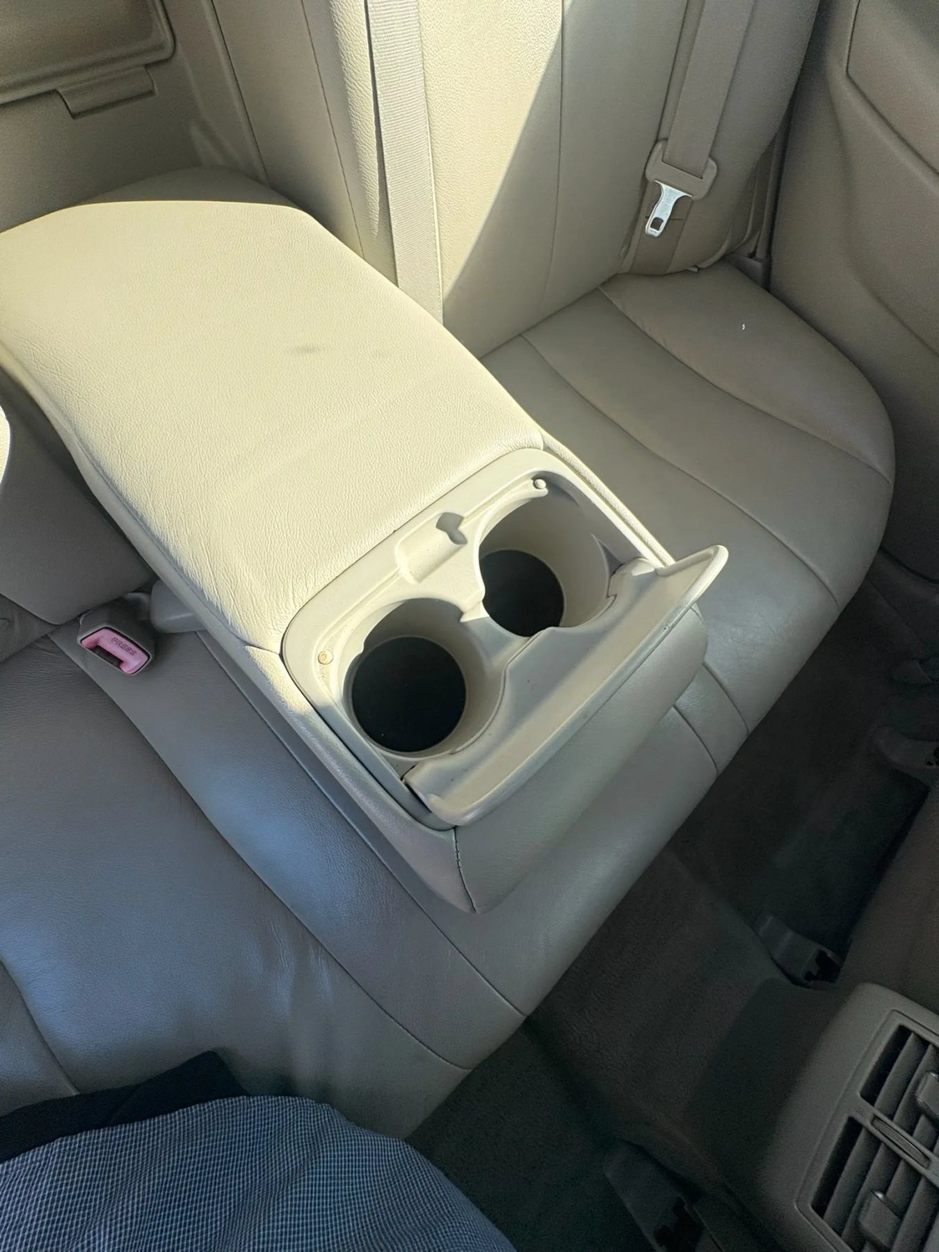 Used 2007 Toyota Camry XLE FWD image 33