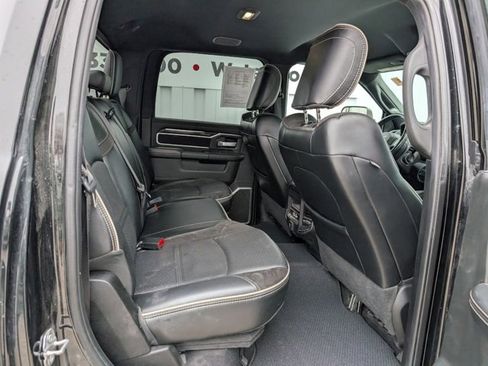 Used 2020 RAM 2500 Laramie w/ Night Edition image 16