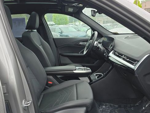 Used 2025 BMW X1 xDrive28i w/ Convenience Package image 10