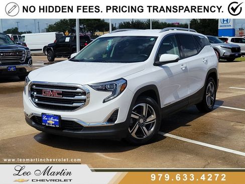 Used 2020 GMC Terrain SLT FWD image 1