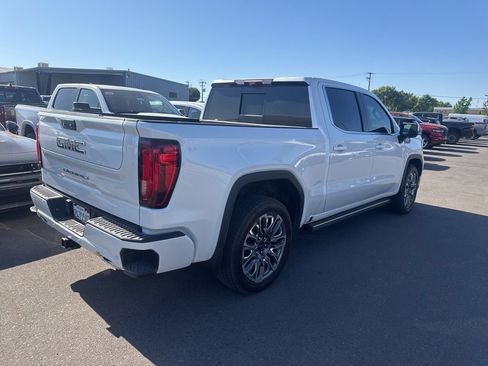 Used 2023 GMC Sierra 1500 Denali Ultimate AWD/4WD image 3
