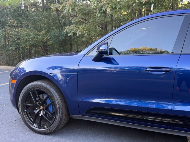 Used 2023 Porsche Macan AWD/4WD image 8