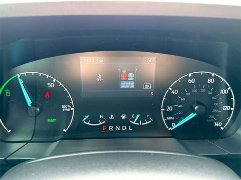 Certified 2024 Ford Maverick XLT w/ XLT Luxury Package image 12