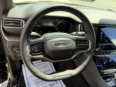 Used 2024 Jeep Grand Wagoneer L 4WD image 25