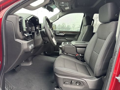 Used 2024 GMC Sierra 1500 Elevation image 16