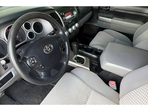Used 2013 Toyota Tundra 2WD CrewMax w/ SR5 Pkg image 10
