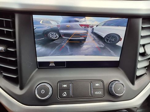 Used 2023 GMC Acadia SLT w/ Elevation Edition FWD image 8
