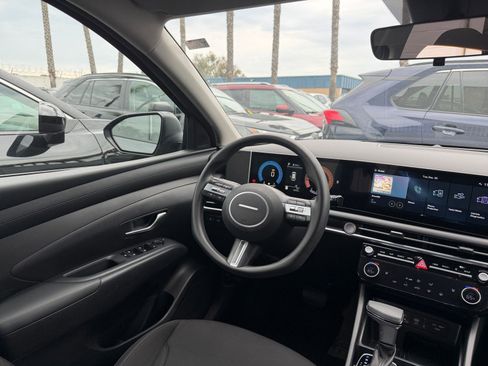 Used 2025 Hyundai Tucson SEL image 34