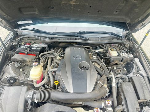 Used 2019 Lexus IS 300 w/ Navigation Package RWD image 20