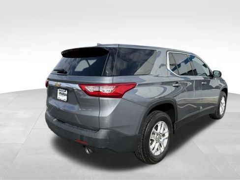 Used 2020 Chevrolet Traverse LS image 12