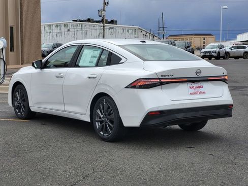 New 2026 Nissan Sentra SL w/ Floor Mat Package image 4