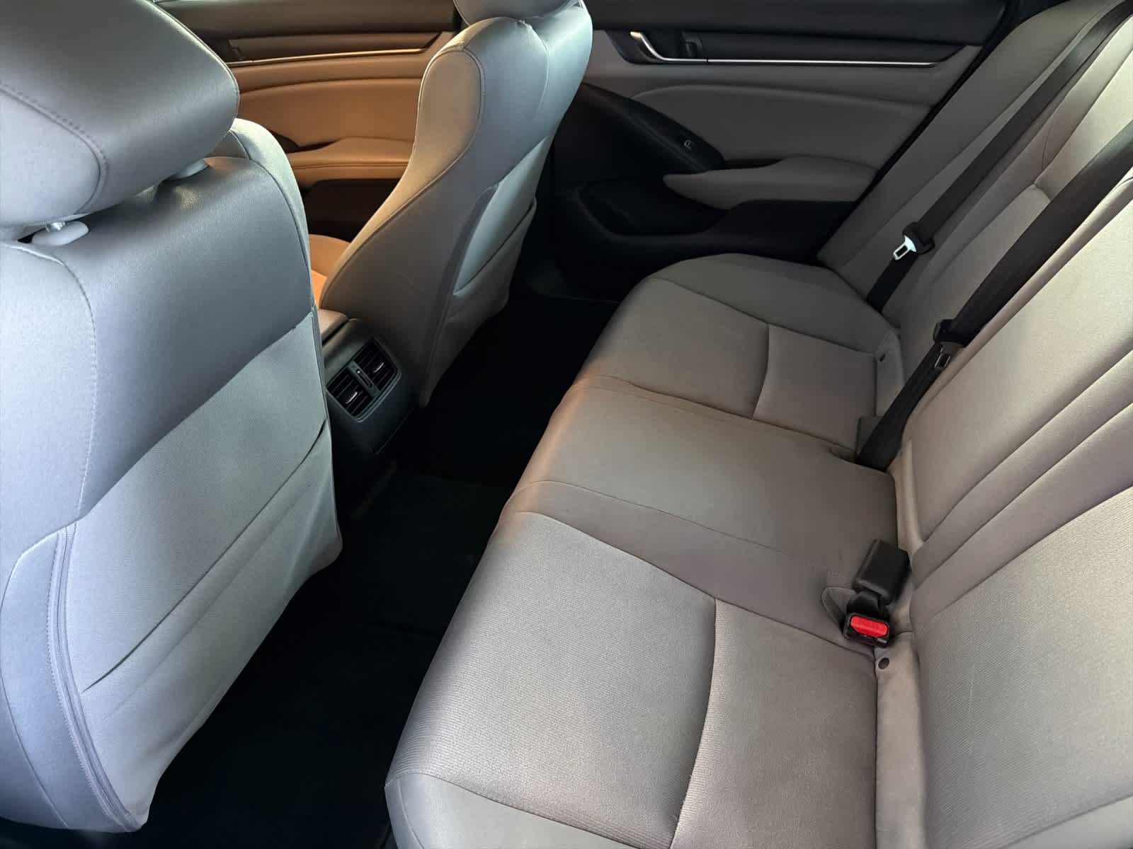 Used 2019 Honda Accord EX image 4