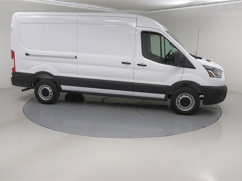 New 2025 Ford Transit 250 148 Medium Roof image 11