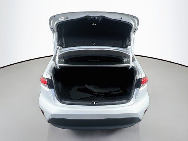 Used 2023 Toyota Corolla LE FWD image 29
