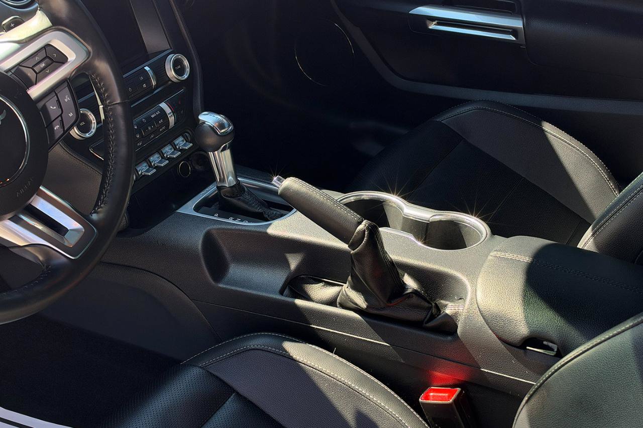 Used 2021 Ford Mustang Premium RWD image 14