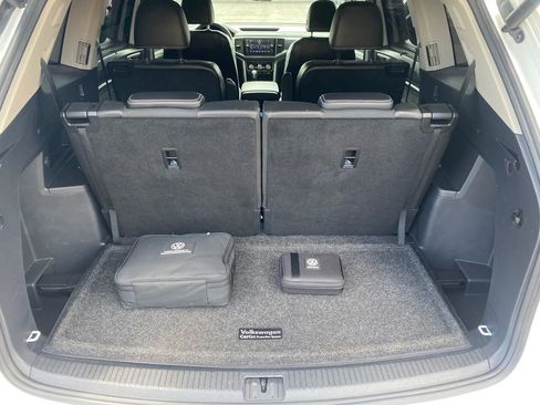 Used 2022 Volkswagen Atlas SEL Premium AWD/4WD image 11
