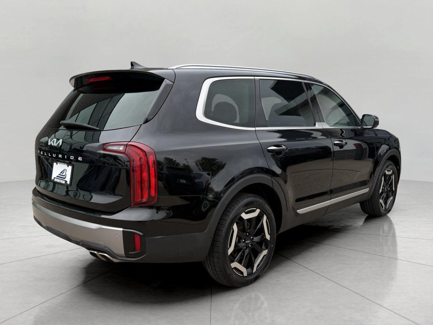 Used 2025 Kia Telluride S AWD/4WD image 13