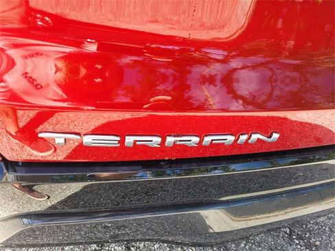 New 2026 GMC Terrain AT4 w/ Convenience Package III image 9
