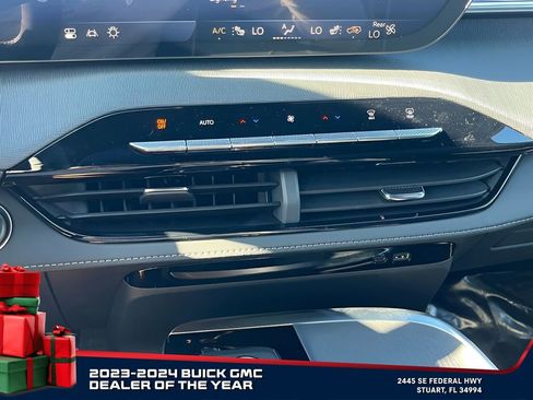 New 2025 Buick Enclave Sport Touring w/ Super Cruise Package image 31