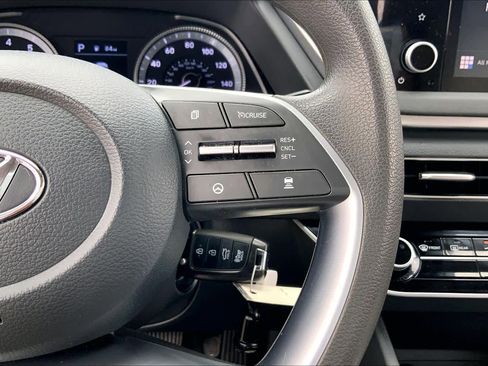 Used 2023 Hyundai Sonata SE image 24