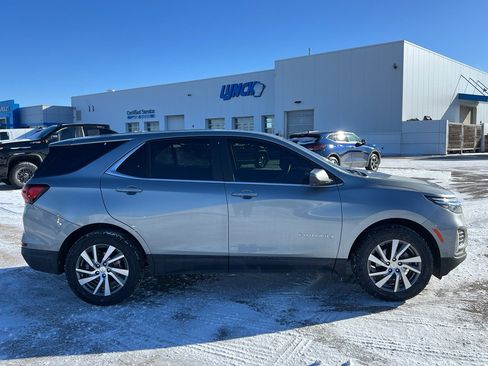 Used 2024 Chevrolet Equinox LT image 7