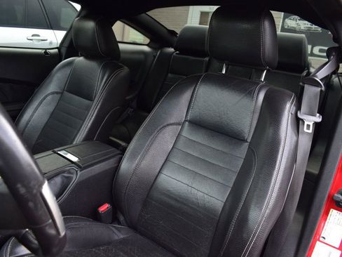Used 2012 Ford Mustang Premium image 15