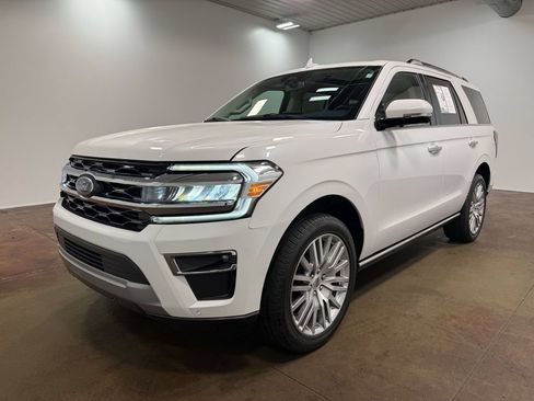 Used 2024 Ford Expedition Limited AWD/4WD image 39