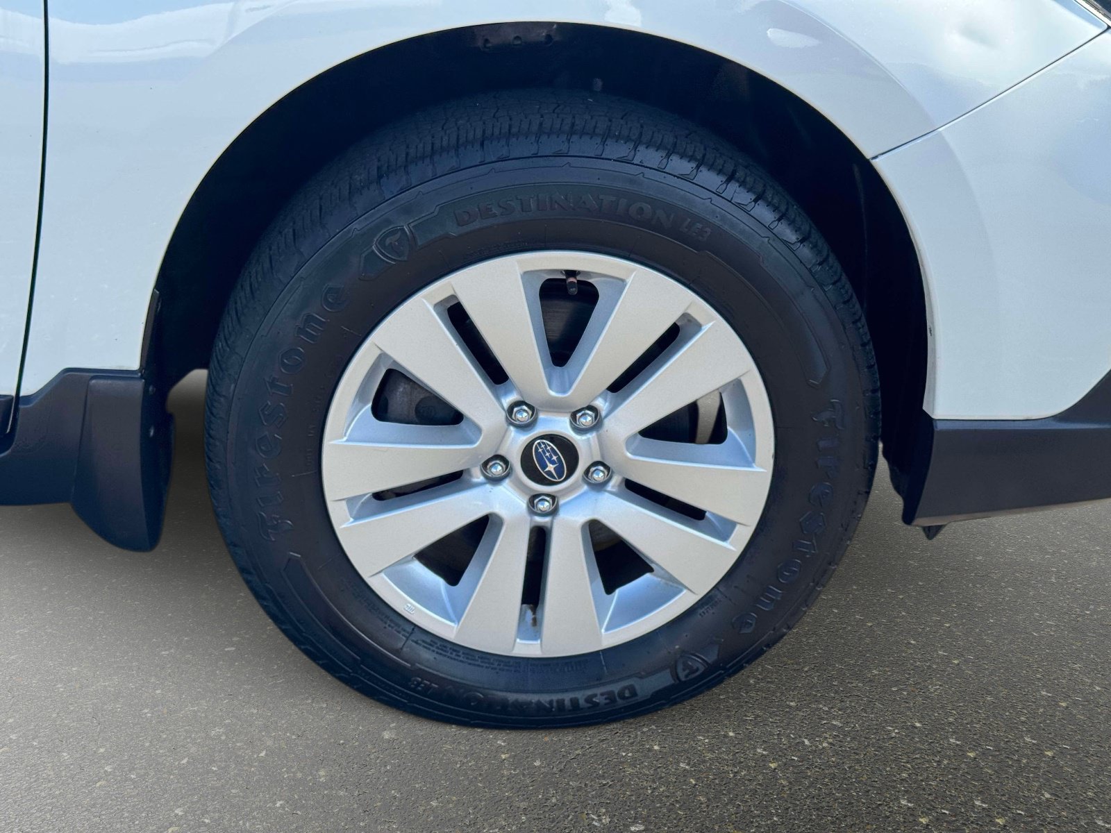 Used 2018 Subaru Outback 2.5i Premium AWD/4WD image 8