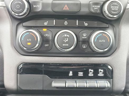 Used 2022 RAM 1500 Big Horn image 24