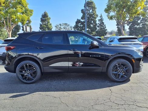 New 2026 Chevrolet Blazer LT image 3