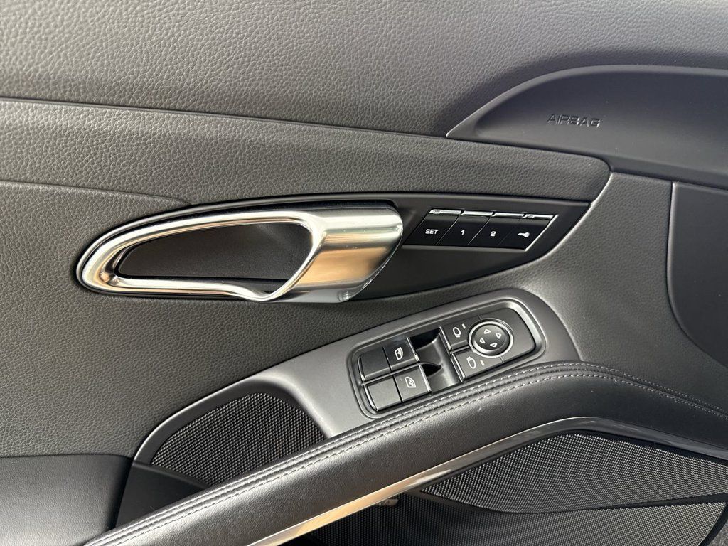 Certified 2016 Porsche 911 Carrera image 31