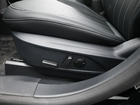 New 2026 Ford Mustang Mach-E Select RWD image 10