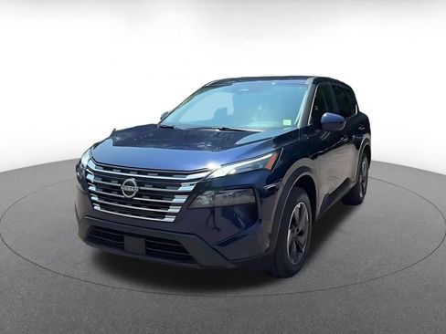 Used 2025 Nissan Rogue SV FWD image 5