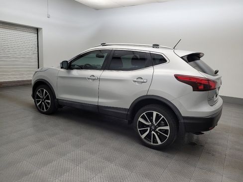 Used 2017 Nissan Rogue Sport SL FWD image 3