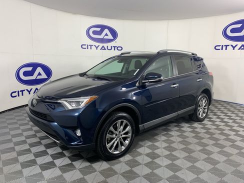 Used 2017 Toyota RAV4 Limited AWD/4WD image 7