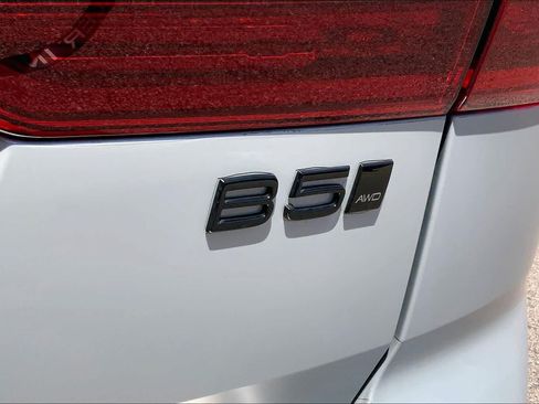Used 2026 Volvo XC60 B5 Ultra w/ Protection Package Premier AWD/4WD image 10