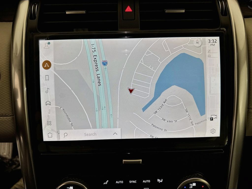 New 2026 Land Rover Discovery Dynamic SE AWD/4WD image 13
