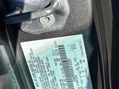 Used 2022 Ford Mustang Coupe image 23