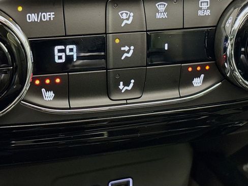 New 2026 Chevrolet Trax ACTIV w/ Sunroof Package image 23