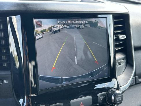 Used 2022 RAM 1500 Big Horn AWD/4WD image 33