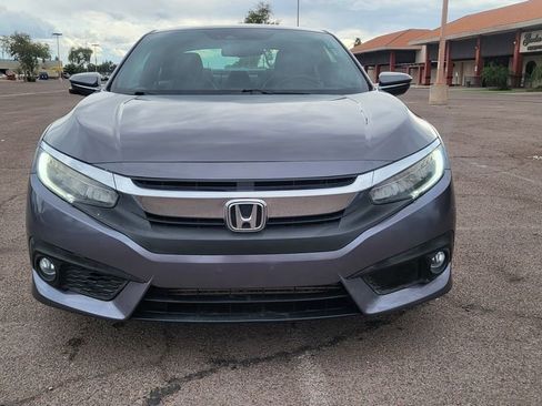 Used 2016 Honda Civic Touring image 3