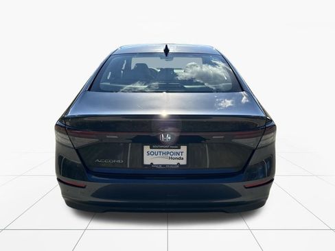 New 2025 Honda Accord SE image 7