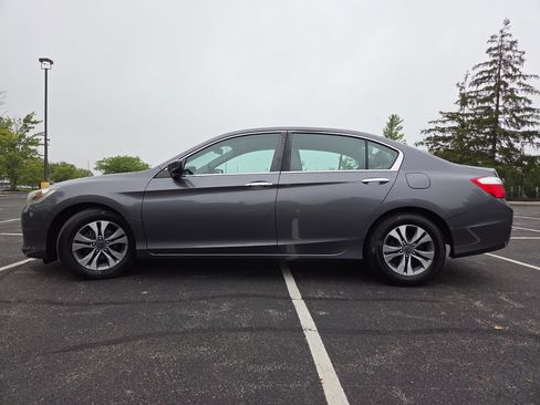 Used 2014 Honda Accord LX image 17
