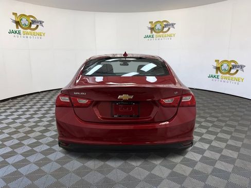 Used 2016 Chevrolet Malibu LT image 9