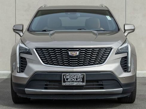 Used 2023 Cadillac XT4 Premium Luxury w/ Technology Package image 2